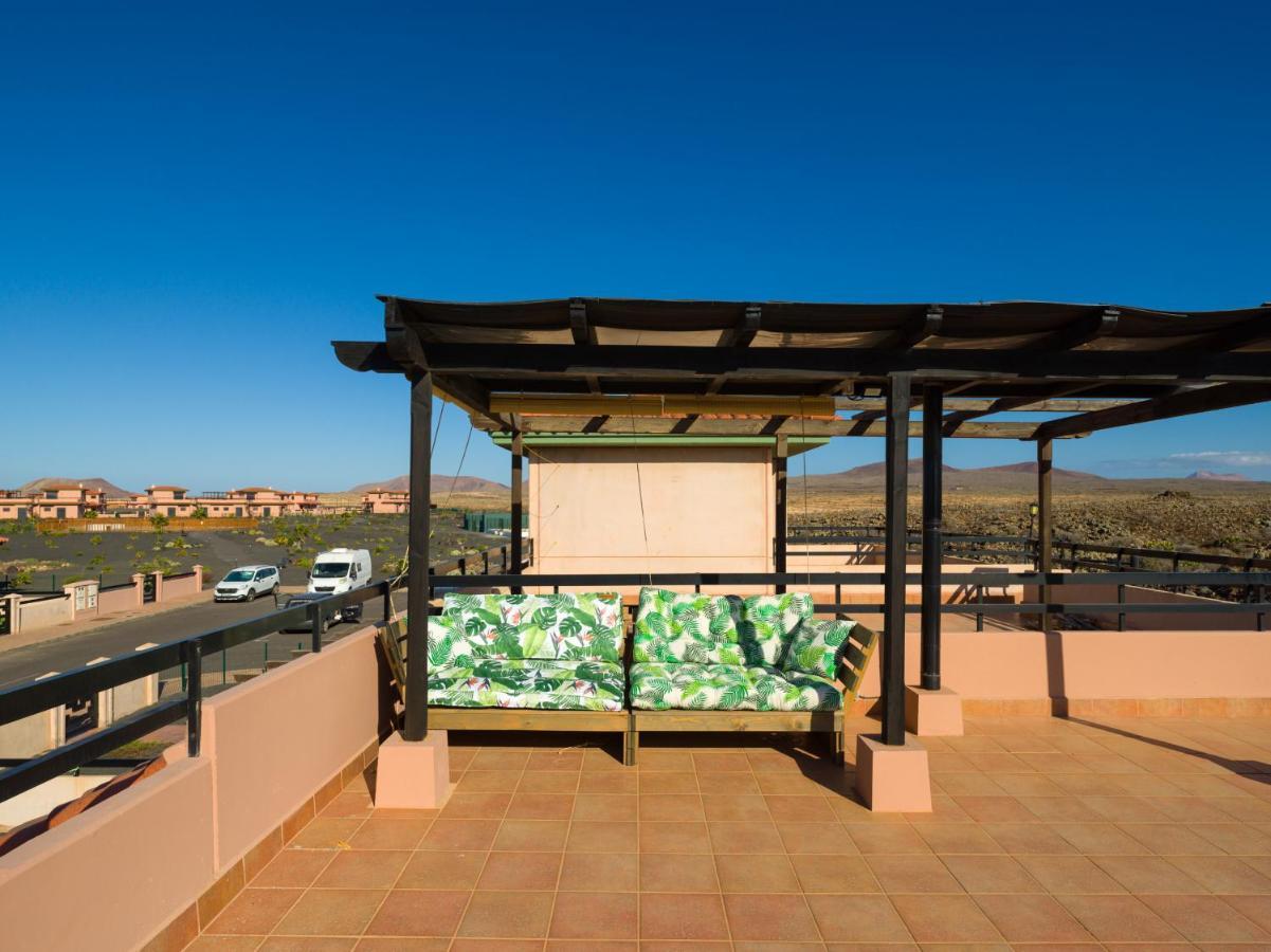 Private Terrace Majanicho Home -Garden & Pool La Oliva Bagian luar foto